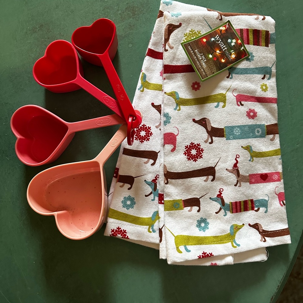 Heart Measuring Cups and Dachshund Towel Set Valentines Gift 💝